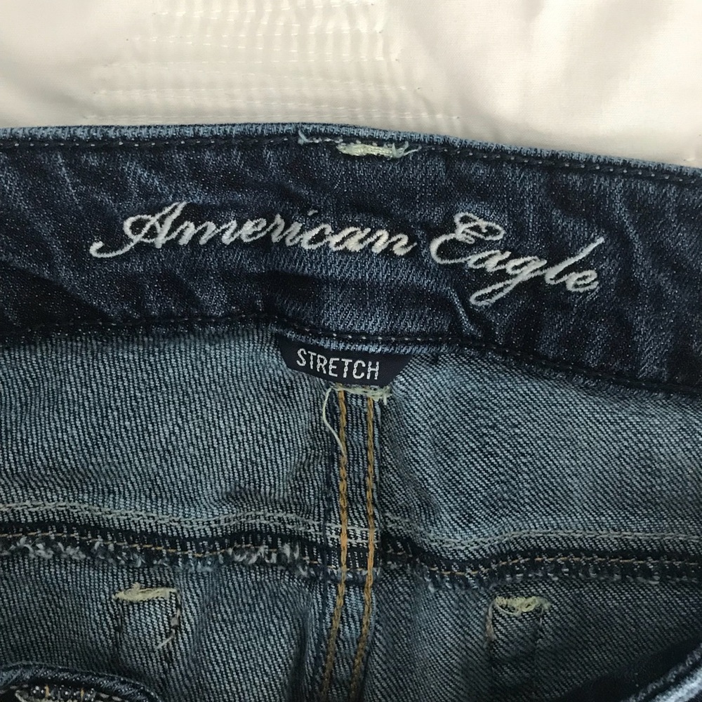 American Eagle Artist Jeans Size 4 Barely Worn - Picture 4 of 6